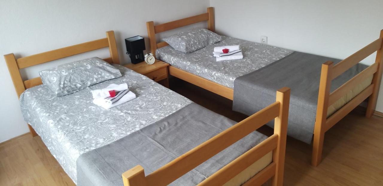 Studio Apartman Sajra คูเลนวาคูฟ ภายนอก รูปภาพ
